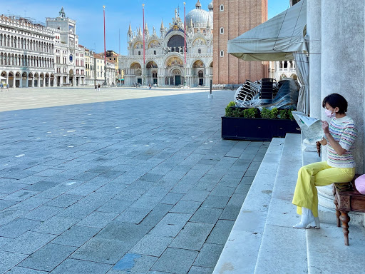 Jeanne reading 2038 x Arts of the Working Class at Piazza San Marco