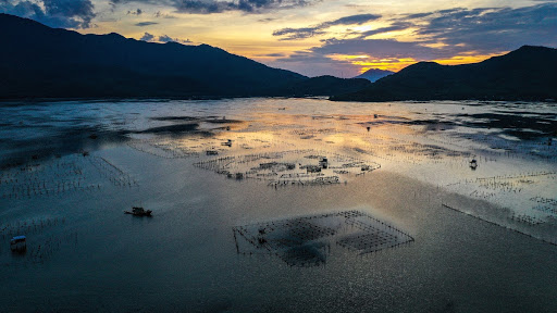 Sunset on Lap An lagoon