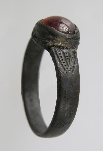 Finger Ring