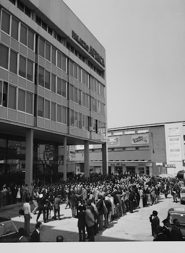 Visita del presidente del consiglio dei ministri Giulio Andreotti alla giornata inaugurale della Fiera Campionaria di Milano del 1977