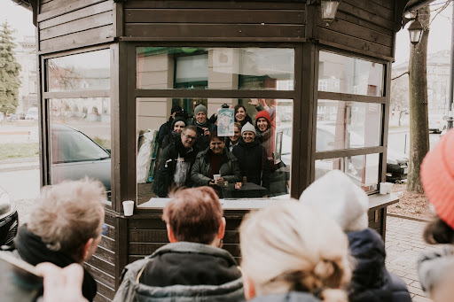 Pop-up exbibition of private objects curated by people drawn from the general public