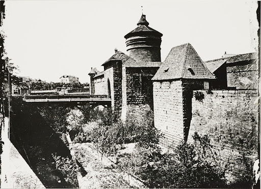 Nuremberg: Spittlertor (gate)
