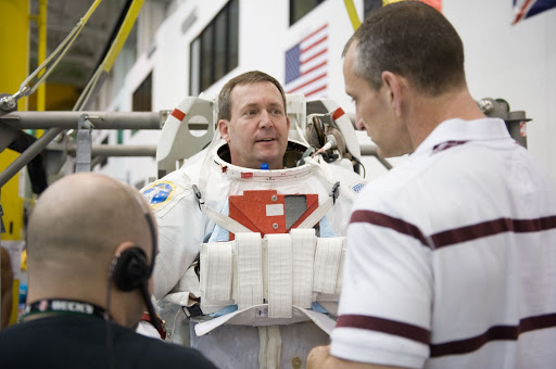 STS-129 crew members Mike Foreman, Randy Bresnik, Barry 'Butch' Wilmore and Robert Satcher