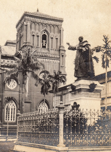 The Miguel de Benavides Monument and Sto. Domingo Church