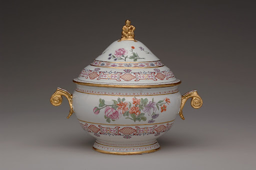 Tureen