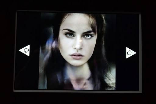 Installation photo of Mario Klingemann's 'Circuit Training' on display at the Barbican's 'AI: More than Human' exhibition