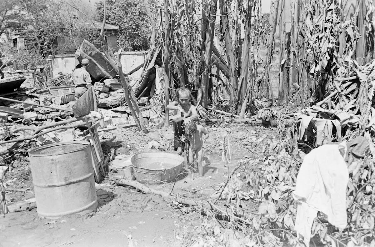 The Fight For And The Liberation Of Manila - 1945 - Macarthur