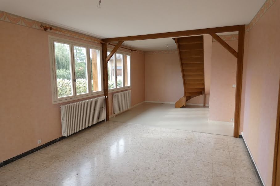 Location  maison 5 pièces 101.52 m² à Beaune (21200), 947 €