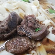 【南京東路】老陳牛肉麵