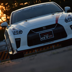 NISSAN GT-R R35