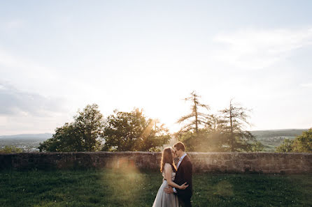 Fotógrafo de casamento Kirill Korolev (korolyov). Foto de 15 de maio 2022