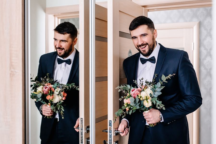 Fotografo di matrimoni Olya Bezhkova (bezhkova). Foto del 4 aprile 2018