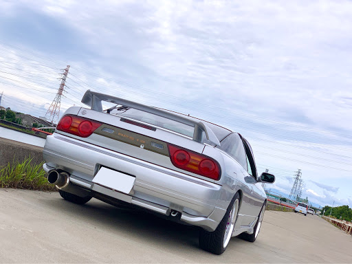 【200SX】180SX テールガーニッシュ