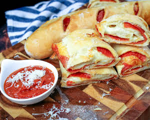 "Giuseppe" Pepperoni Rolls