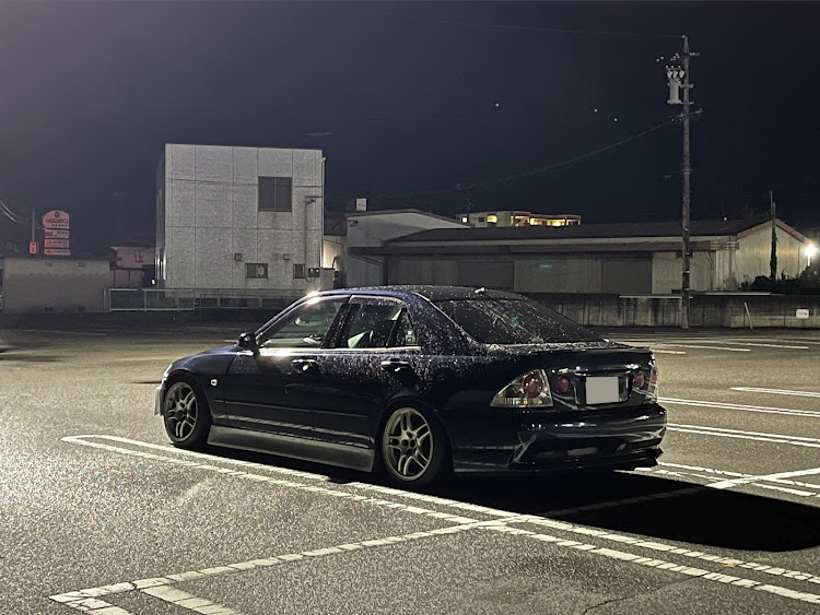 ムーヴコンテカスタムの低そうで低くない少し低い車・アウトリップ・麻婆豆腐車・アルテッツァに関するカスタム事例の投稿画像2枚目