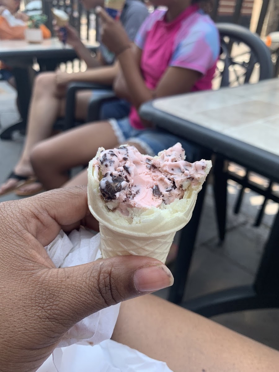 Gluten-Free Ice Cream at Black Ice Comics