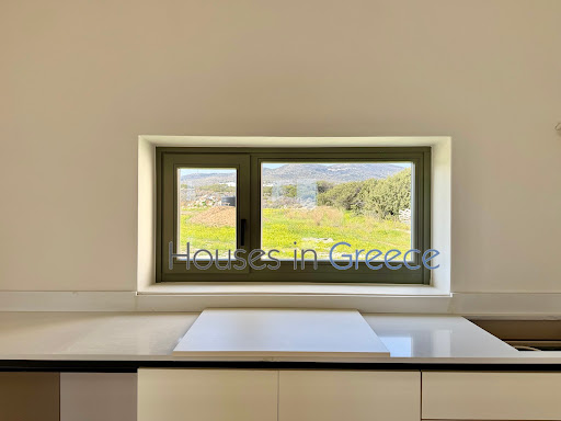 Maison avec piscine et jardin 5