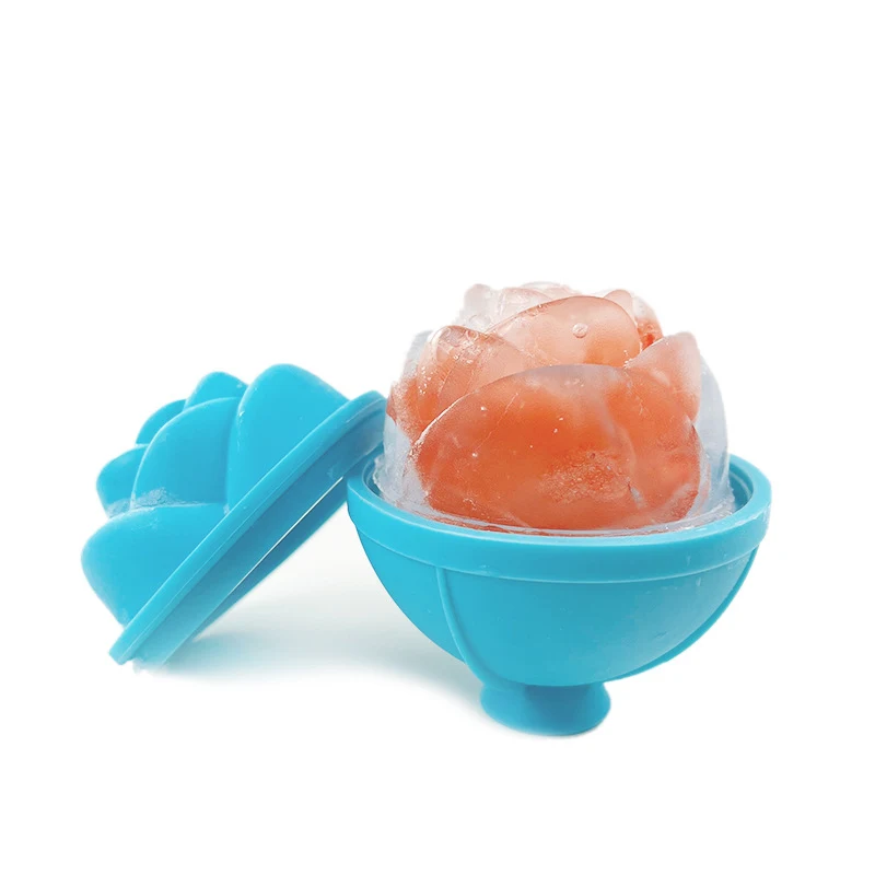 Nova forma de silicone para cubos de gelo em formato de rosa. Crie rosas de gelo para coquetéis e bebidas. Refresque-se com estilo.