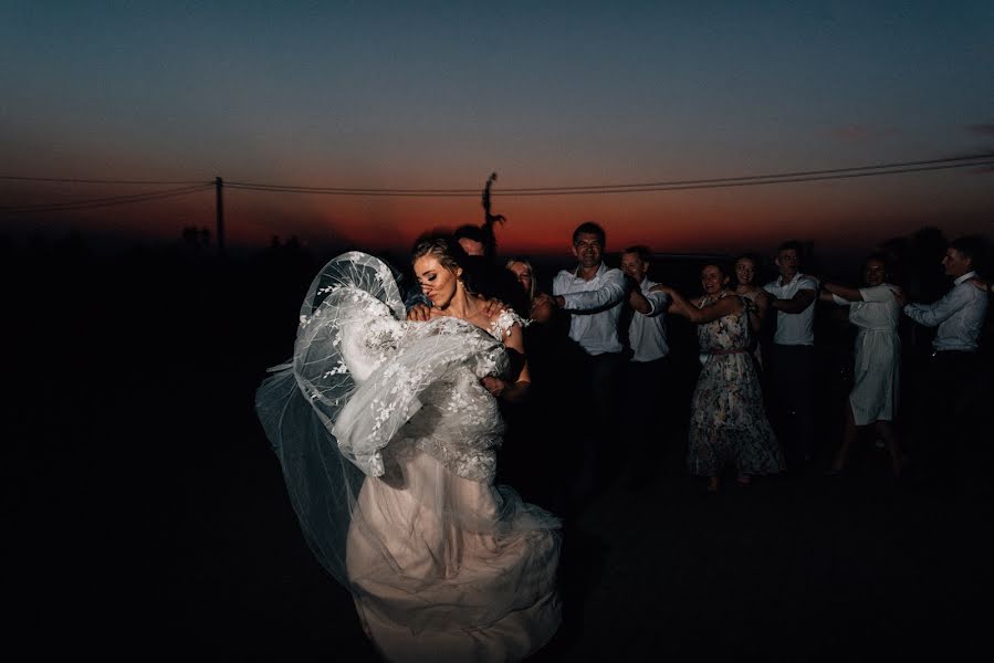 Wedding photographer Mariusz Kalinowski (photoshots). Photo of 4 October 2019