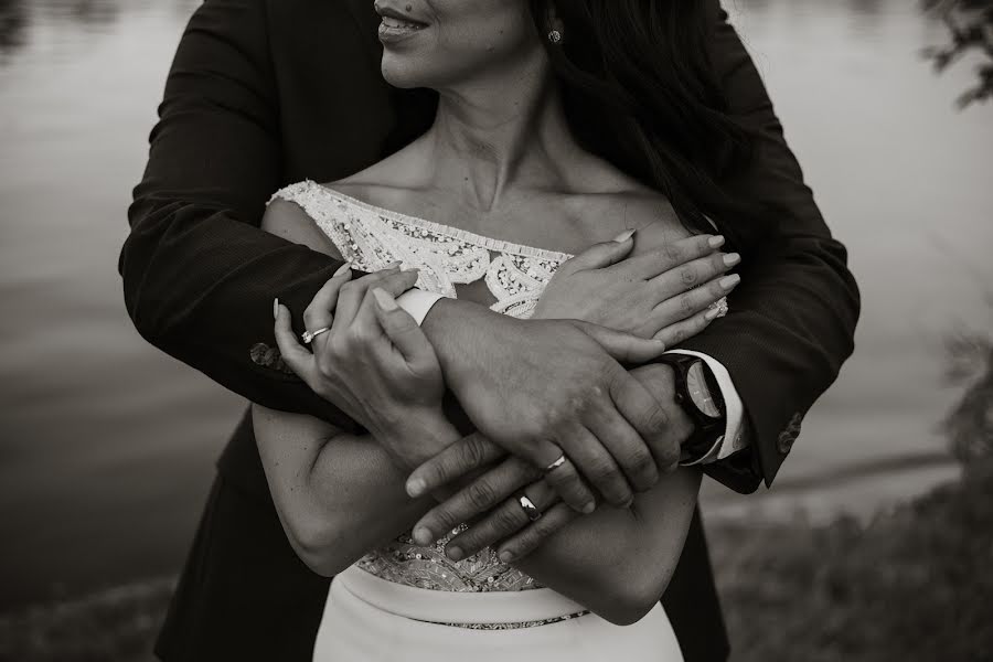 Fotógrafo de casamento Joel And Justyna Bedford (bedfordwed). Foto de 30 de maio 2018