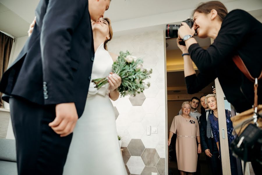 Fotografo di matrimoni Svetlana Puzikova (puzikova). Foto del 12 aprile 2019