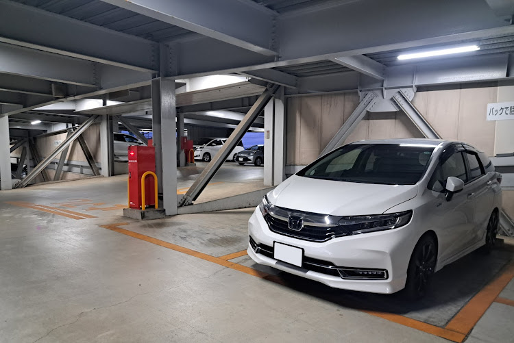 シャトルの出張から戻りました・社用車コラボ・阪神大震災から30年に関するカスタム事例の投稿画像1枚目