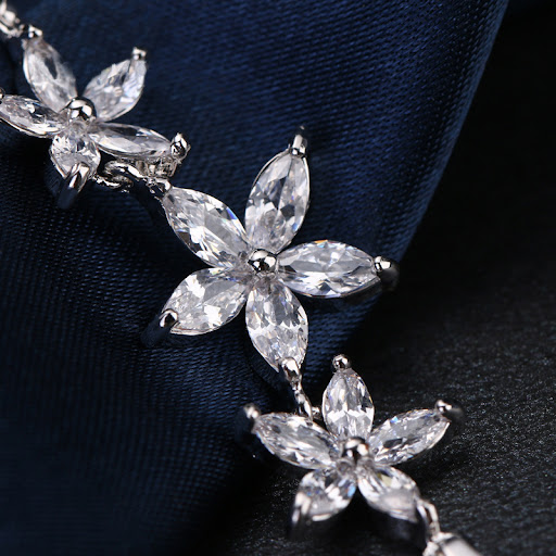 Title 3, Colorful Zircon Bracelet with Sweet Flowers a c...