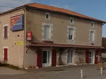 locaux professionnels à Terres-de-Haute-Charente (16)