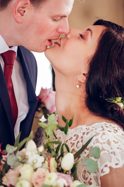 Fotografo di matrimoni Gina Stef (mirrorism). Foto del 4 gennaio 2018