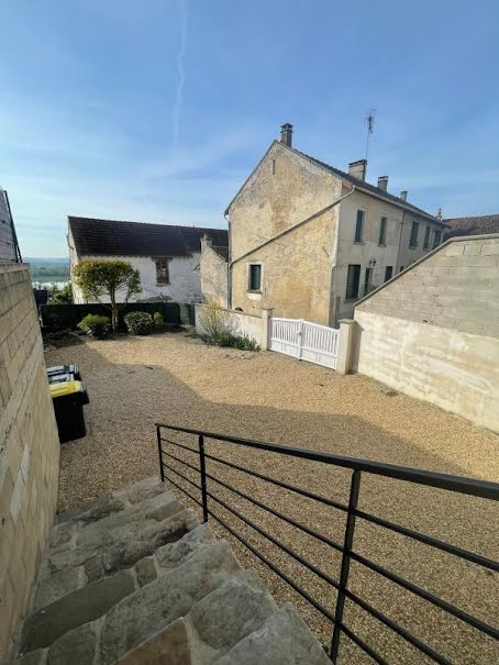 Location  maison 3 pièces 81 m² à Sainte-Aulde (77260), 915 €