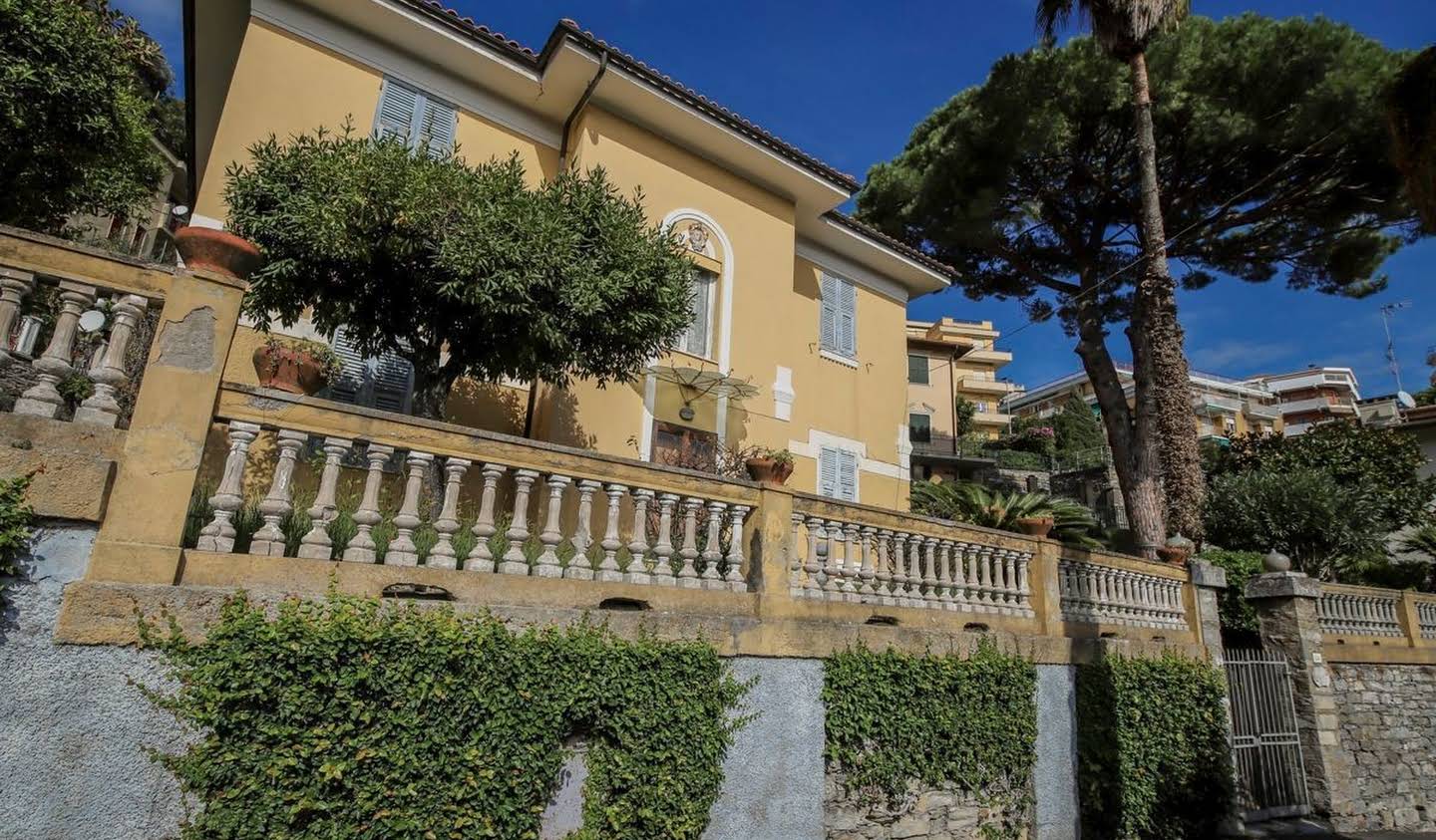 Villa with garden Rapallo