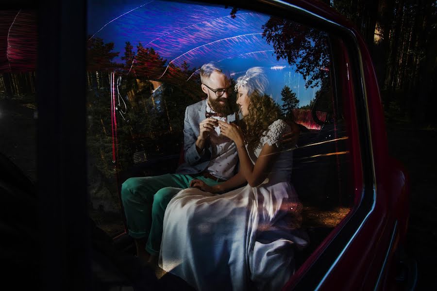婚禮攝影師Roman Kargapolov（rkargapolov）。2017 12月10日的照片
