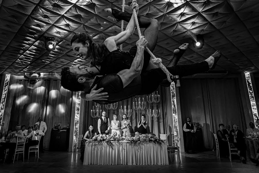 Fotógrafo de casamento Ionut Fechete (fecheteionut). Foto de 22 de setembro 2023