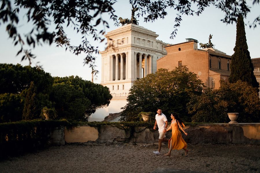 Wedding photographer Yana Shpitsberg (shpitsberg). Photo of 14 April 2023