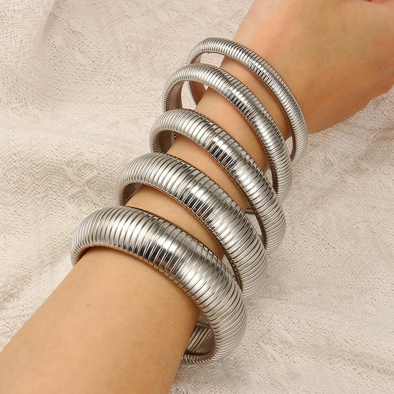 Title 6, Bracelet Européen et Américain en acier titane ...