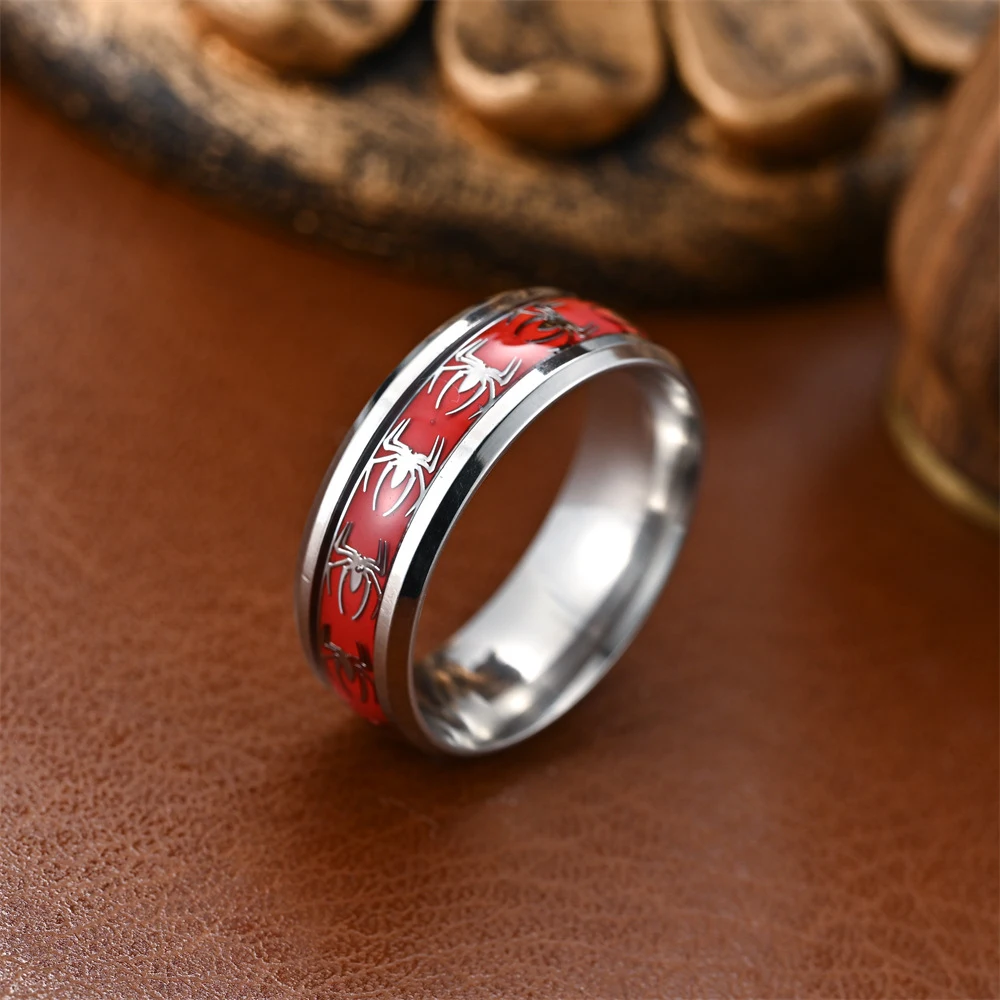 Title 6, Anello Ragno Rosso con Patch Smussato e Goccia ...