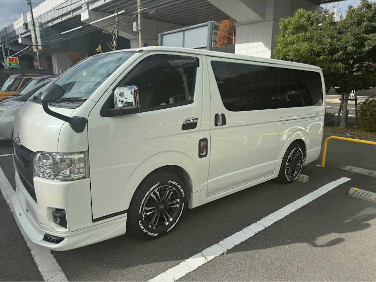 ハイエースのたけしさんが投稿したカスタム事例の投稿画像3枚目