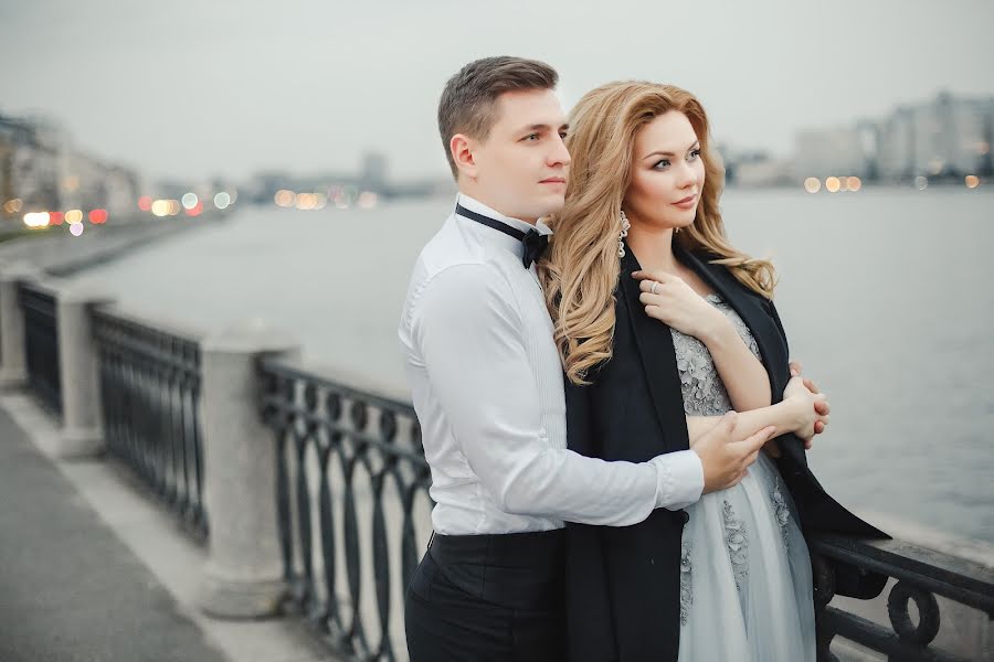 Wedding photographer Rustam Maksyutov (rusfoto). Photo of 24 October 2017