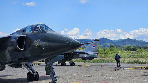 Piloti VS uvežbavaju složene borbene zadatke na 'orlovima'