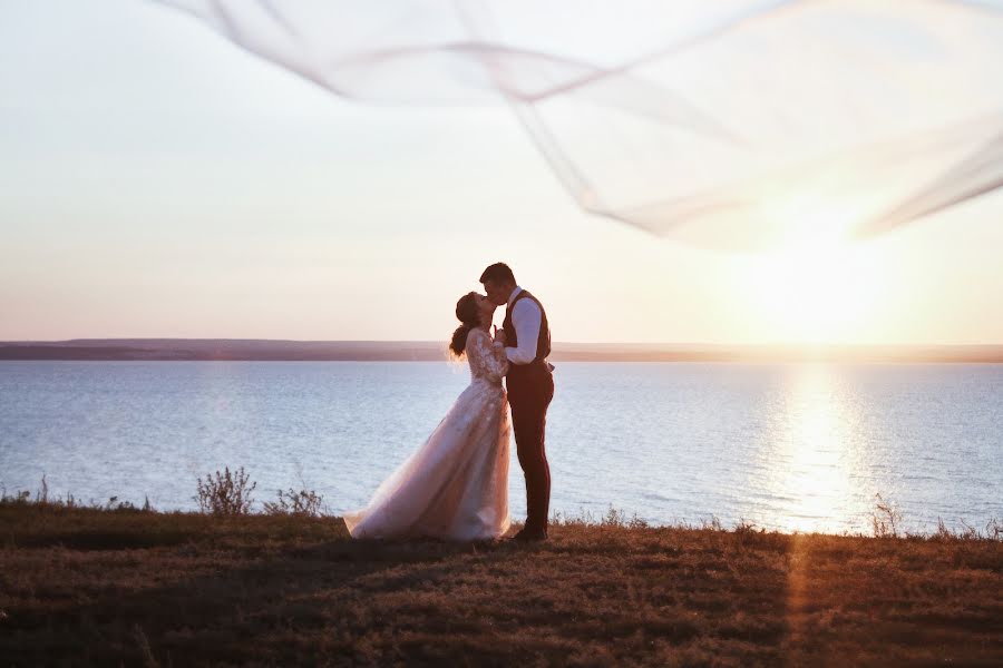 Wedding photographer Nadezhda Akhmetova (studioahya). Photo of 5 September 2018