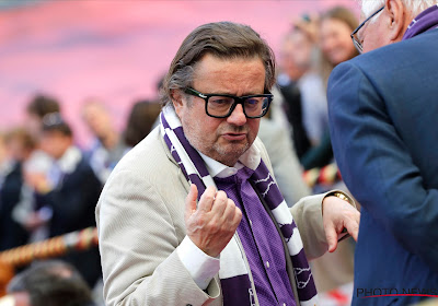 🎥 Marc Coucke bereidt zich op zijn eigen manier voor op Anderlecht-Club Brugge: "Dromen mag"