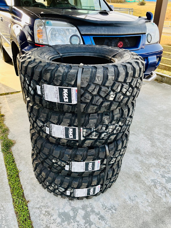 エクストレイルの今年の夏タイヤは？・BF Goodrich・BF goodrich mad-terrain km3・タイヤ交換に関するカスタム事例の投稿画像1枚目