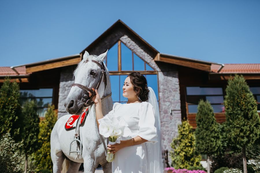 Photographe de mariage Oksana Shuvalova (oksanashuvalova). Photo du 23 novembre 2023