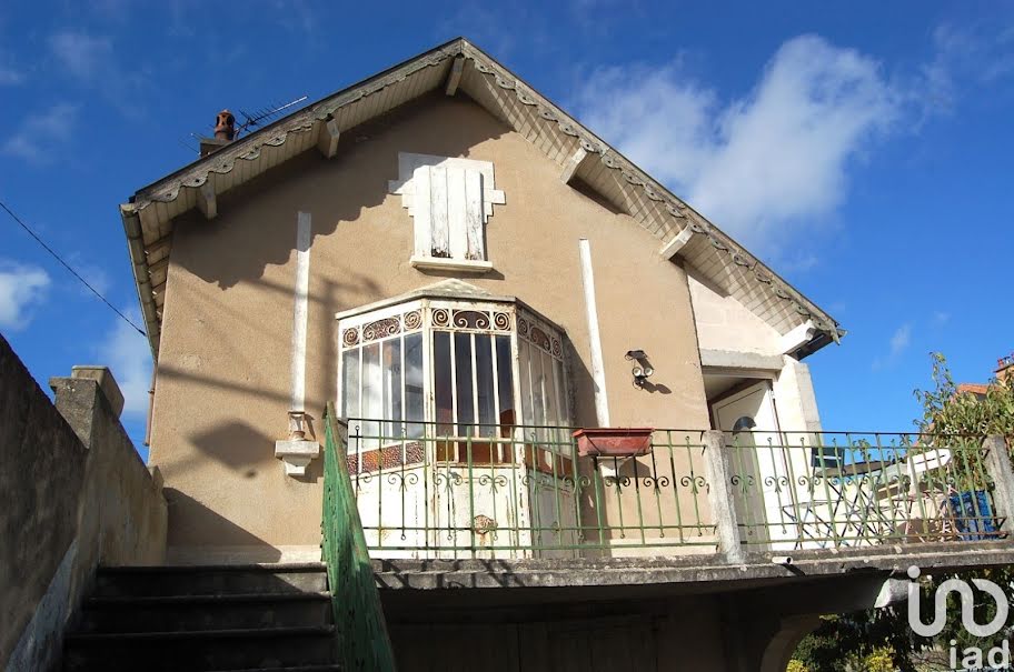 Vente maison 4 pièces 97 m² à Millau (12100), 185 000 €