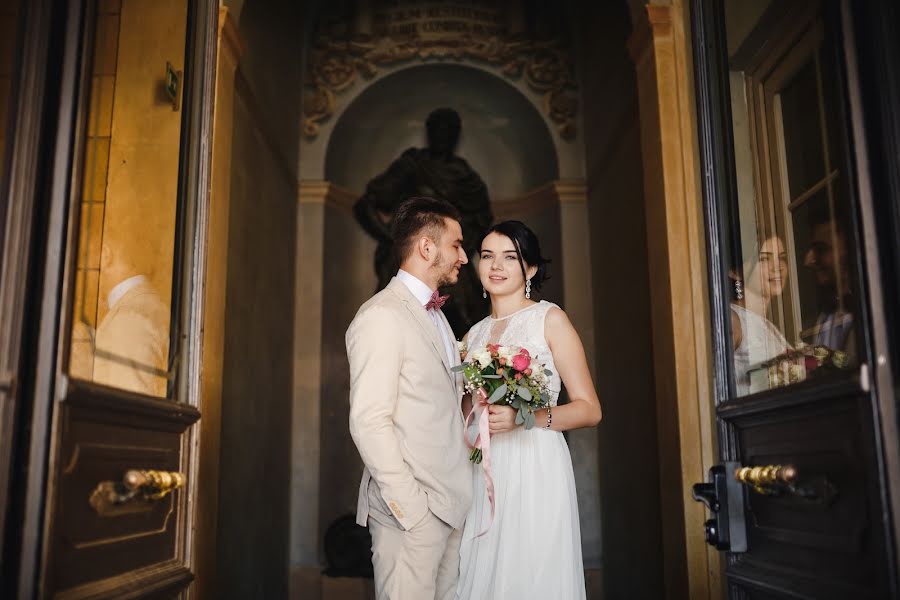 Fotografo di matrimoni Sergey Olarash (sergiuolaras). Foto del 18 ottobre 2016