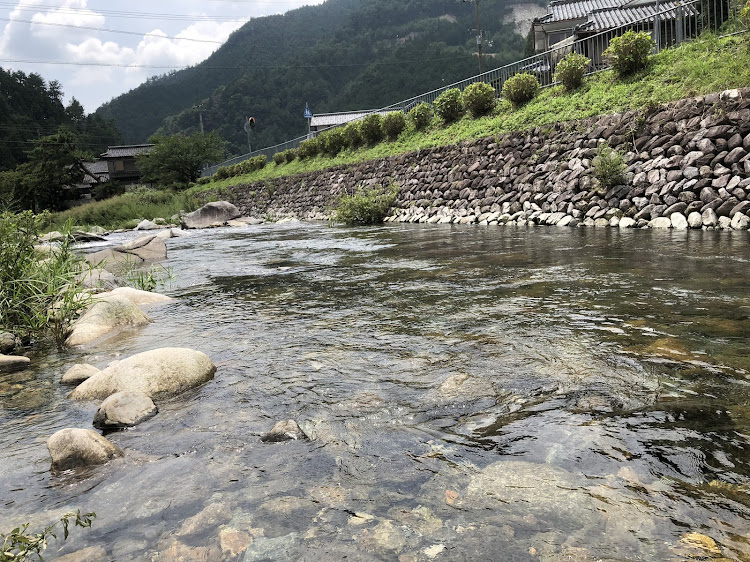ジムニーの川遊び・ドライブに関するカスタム事例の投稿画像3枚目