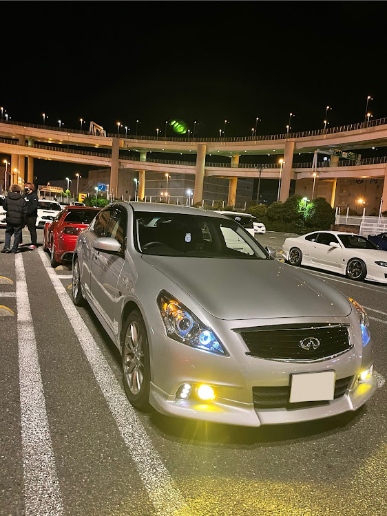 スカイラインのv36・スカイラインV36・スカイラインセダンV36・大黒PAに関するカスタム事例の投稿画像1枚目