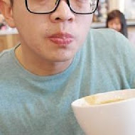 Uzna Omom 杏桃鬆餅屋