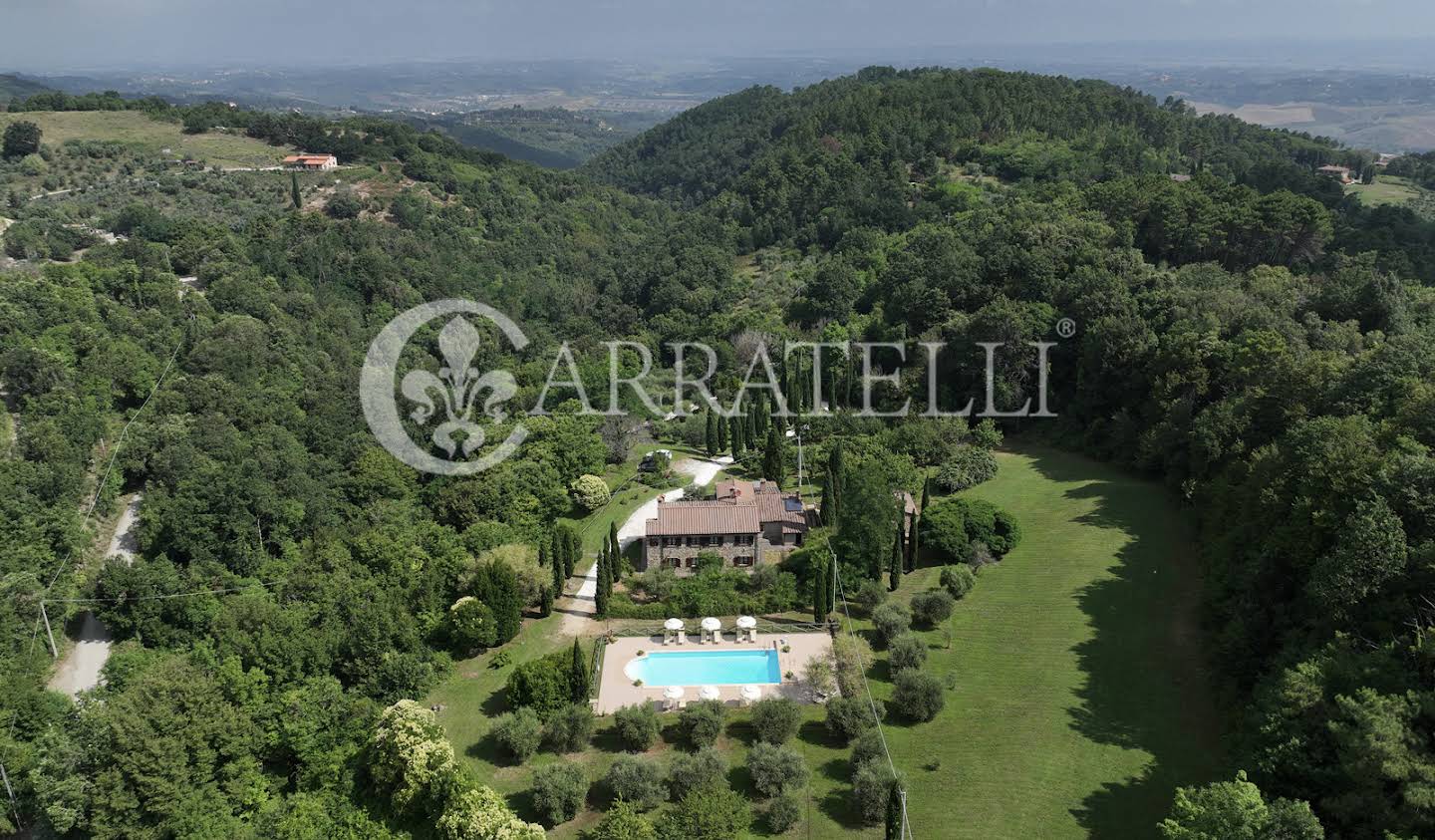 Property with pool and garden Rivalto