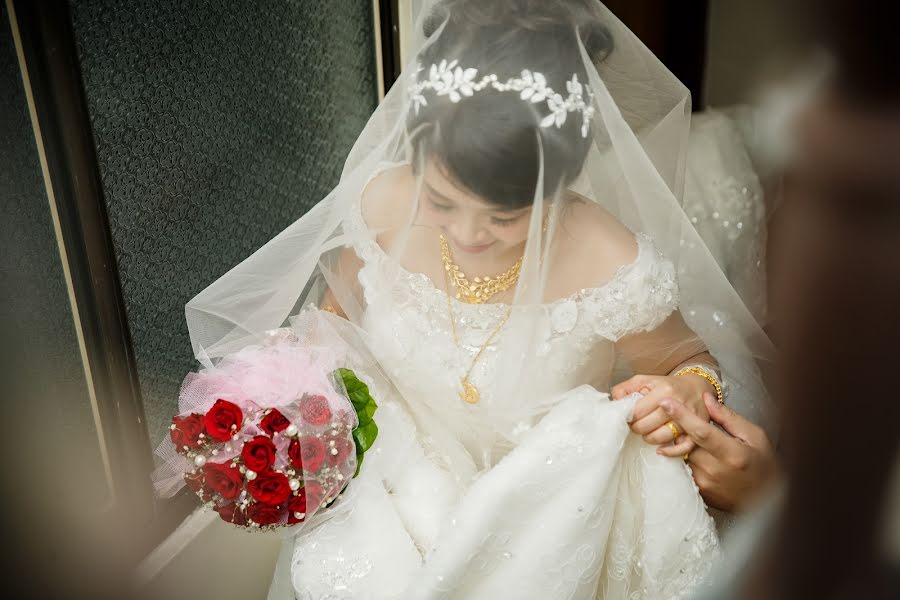 Fotografo di matrimoni Yixing Yang (penguinyang). Foto del 17 gennaio 2018